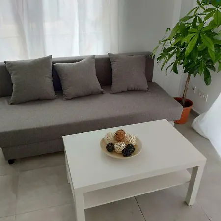 Relax And Enjoy In Brand New I